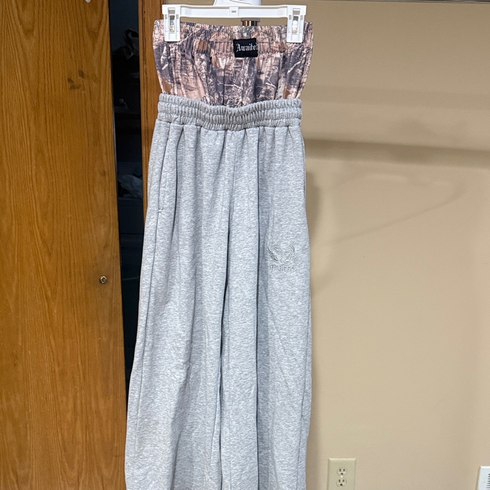 Gray Sweatpants with Logo